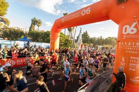 15 000 coureurs prennent le départ du Marathon des Alpes-Maritimes Nice-Cannes 